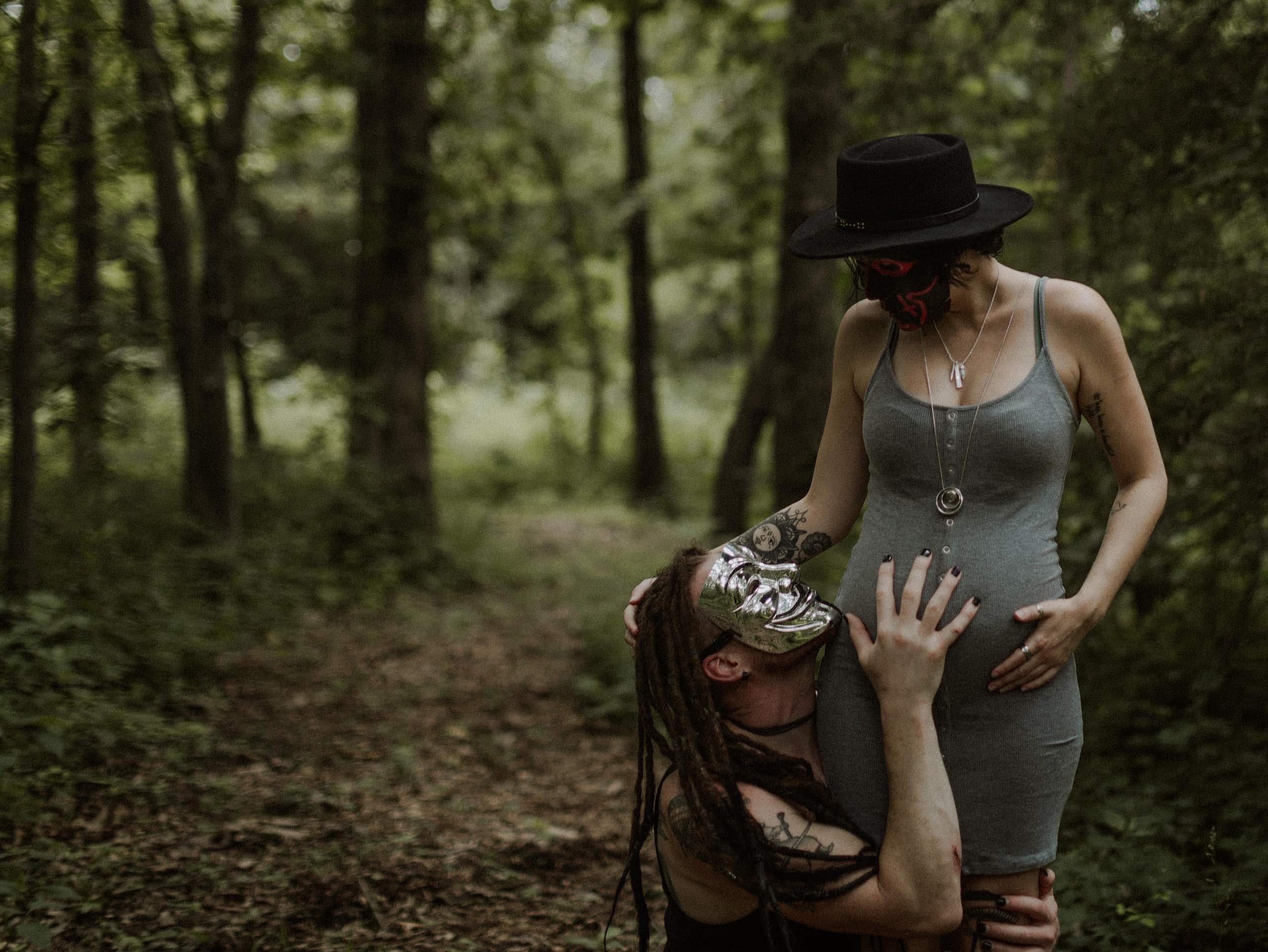 dark and moody maternity session