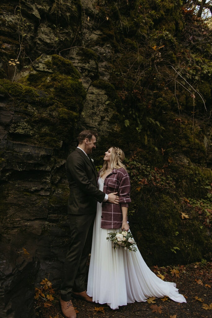 Oregon elopement at Latourell Falls