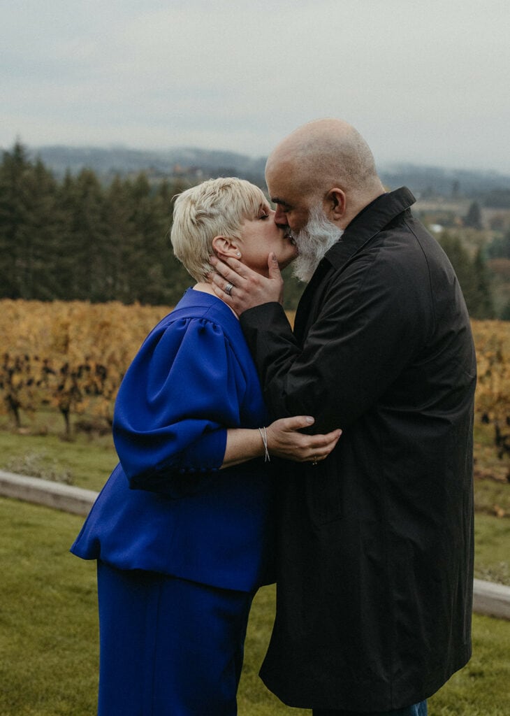 winery vineyard elopement portraits