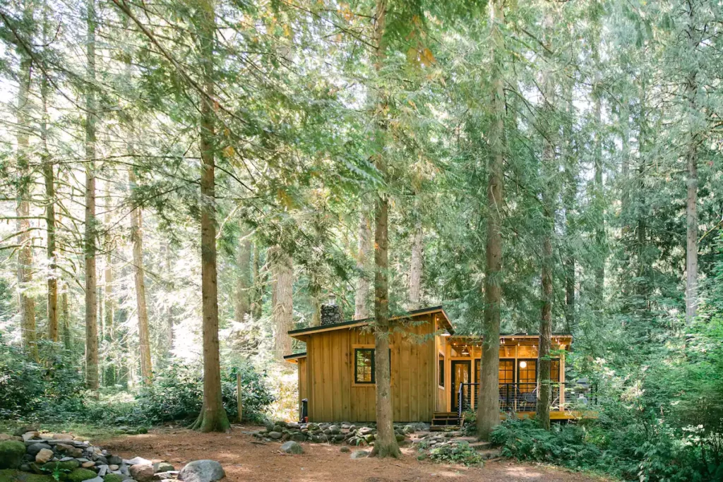 Cabin in the woods in Oregon